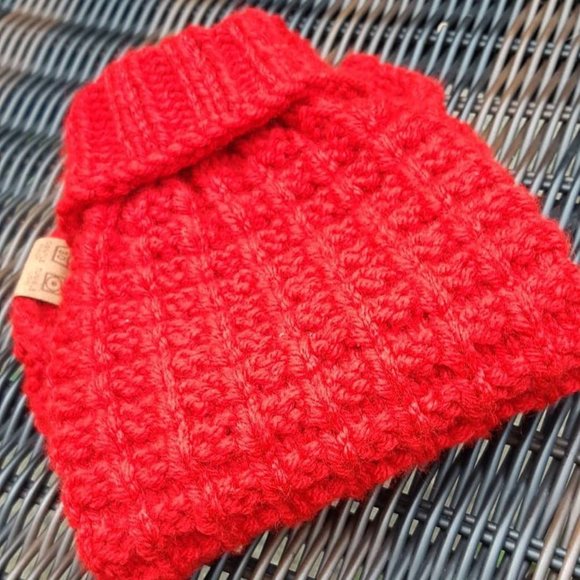 XSL Little Broken Waffles Dog Sweater - Picture 5 of 11